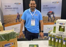 Rudy Carbajal with Baja Son Growers.